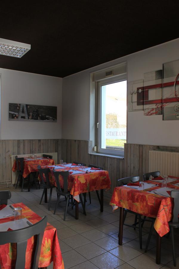 Hotel L Etoile D'Argent Varangéville Esterno foto
