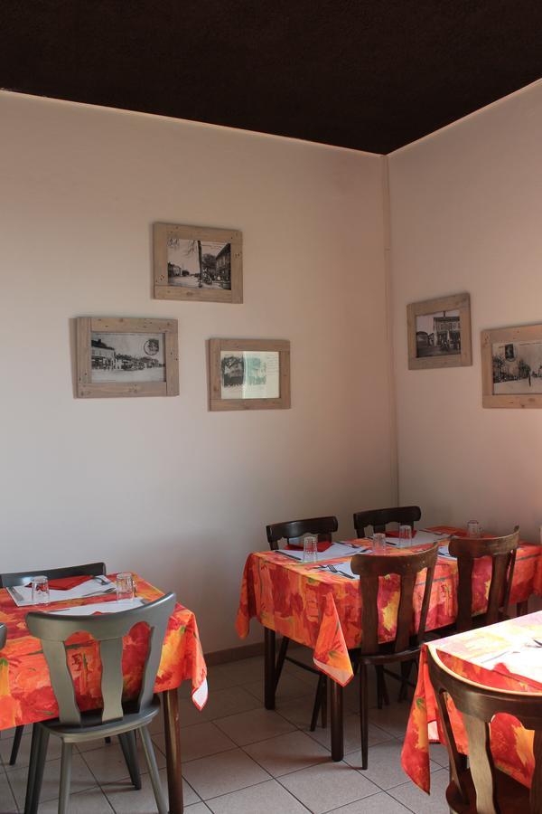 Hotel L Etoile D'Argent Varangéville Esterno foto